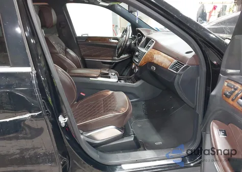 2015 Mercedes-Benz Gl 550 4Matic из США, поврежденный, VIN 4JGDF7DEXFA607665